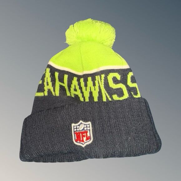 Youth New Era NFL SEATTLE SEAHAWKS Football Knit Pom Beanie One Size - Picture 2 of 7